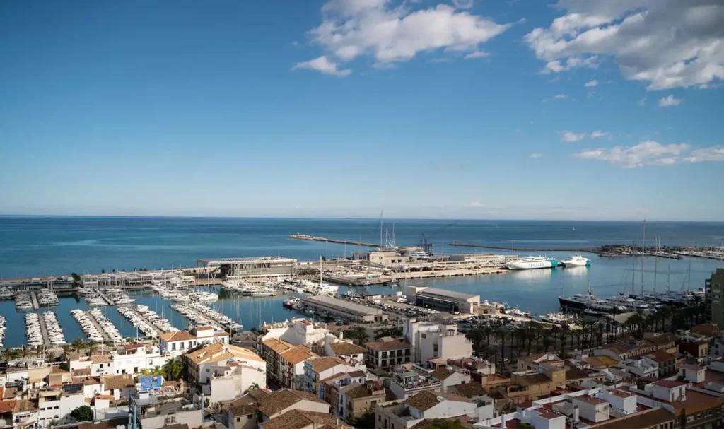 Dénia es una buena razón para visitar Valencia, España